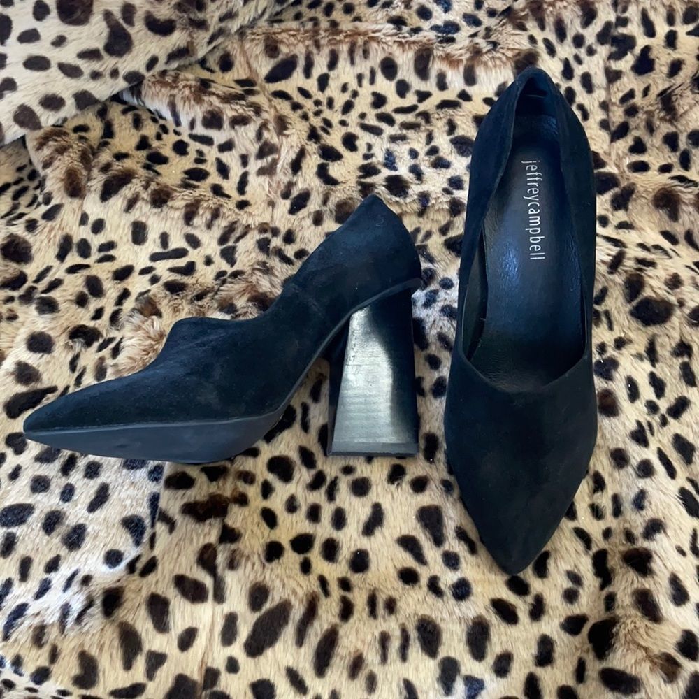 Jeffrey Campbell Geometric suede Heels, Black